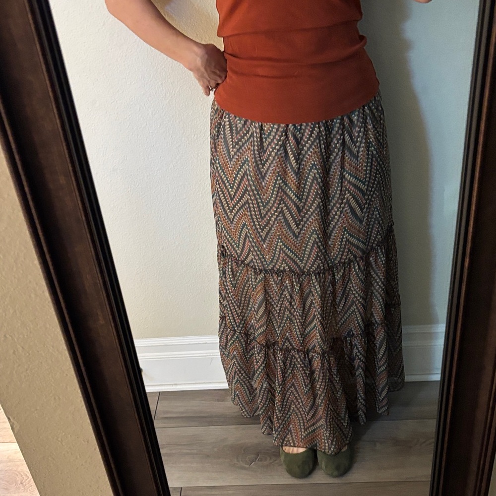 Olive & Oak Chevron Pattern Maxi Skirt